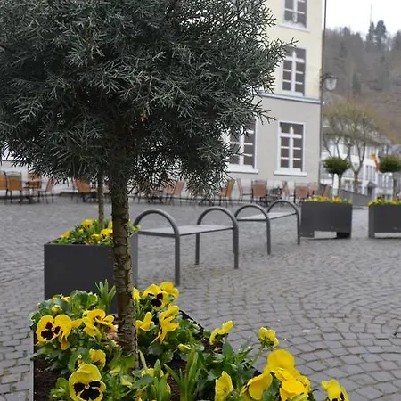 Schloss-cafe Monschau